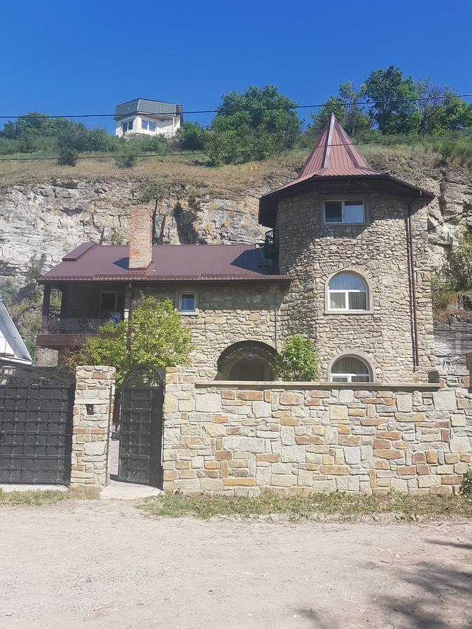 Smotrytska Vezha Otel Kamyanets-Podilski Dış mekan fotoğraf